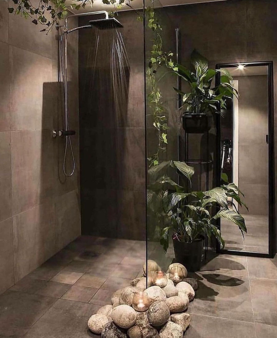 natural stones and tile bathroom