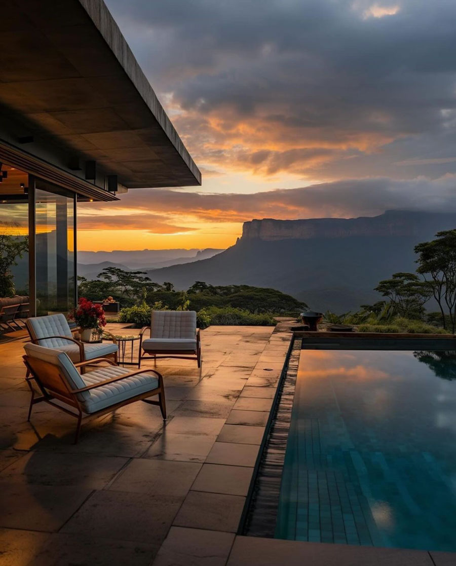 Mountain Hideaway Dream Home private patio and pool