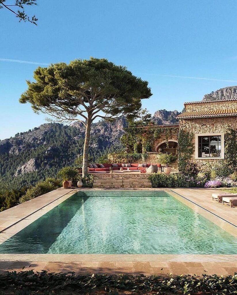 Spanish-Style Home Design: A Timeless Beauty from Spain
